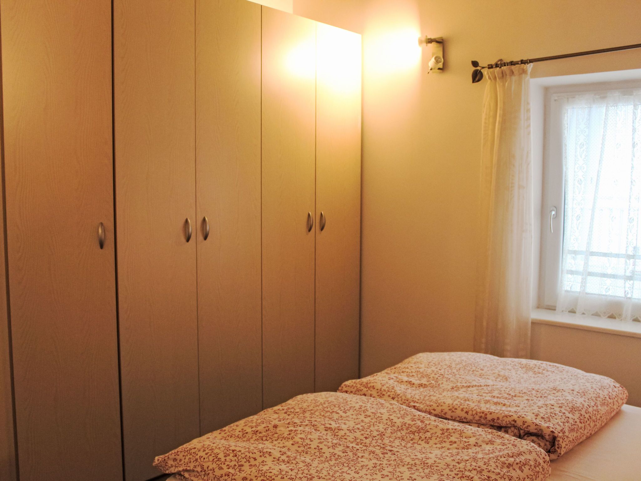 2 bedrooms, internet