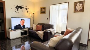 Smart TV - Central Vecindario Apartment · 10 min from Airport · Fast WiFi (Vecindario)