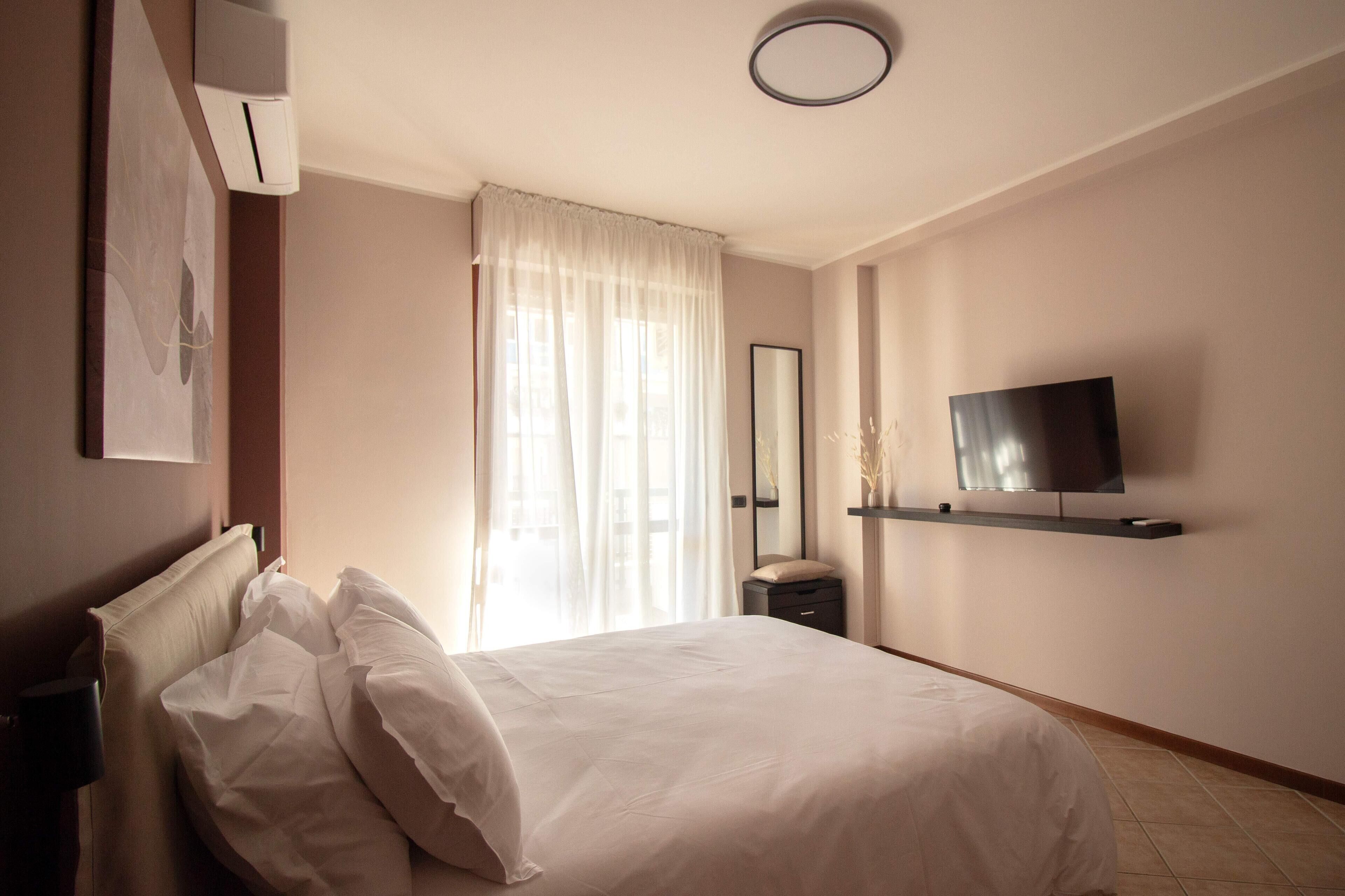 1 bedroom, iron/ironing board, travel crib, free WiFi