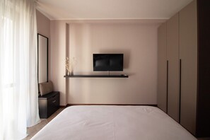 1 camera, ferro/asse da stiro, culla da viaggio, Wi-Fi gratuito