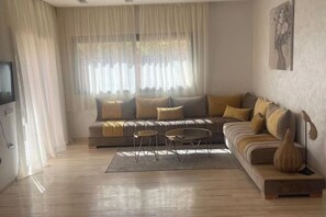 Living area - Villa Eden - Elegance, comfort & serenity for the whole family (Douar Moulay Abbas)