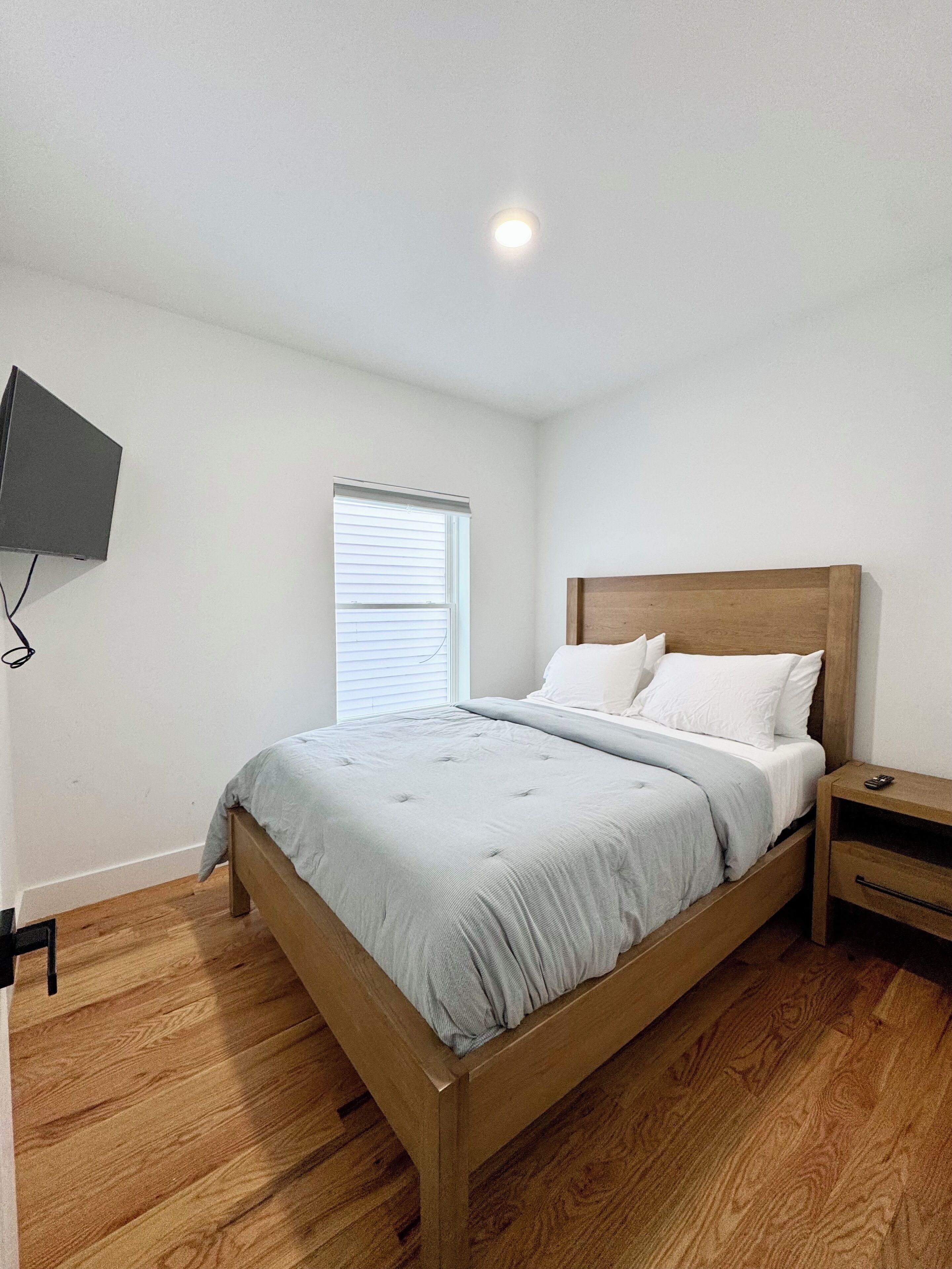 3 soverom, strykejern/-brett, wi-fi og sengetøy