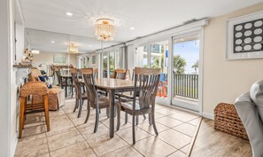 Dining - 660 Newhaven (Fripp Island)