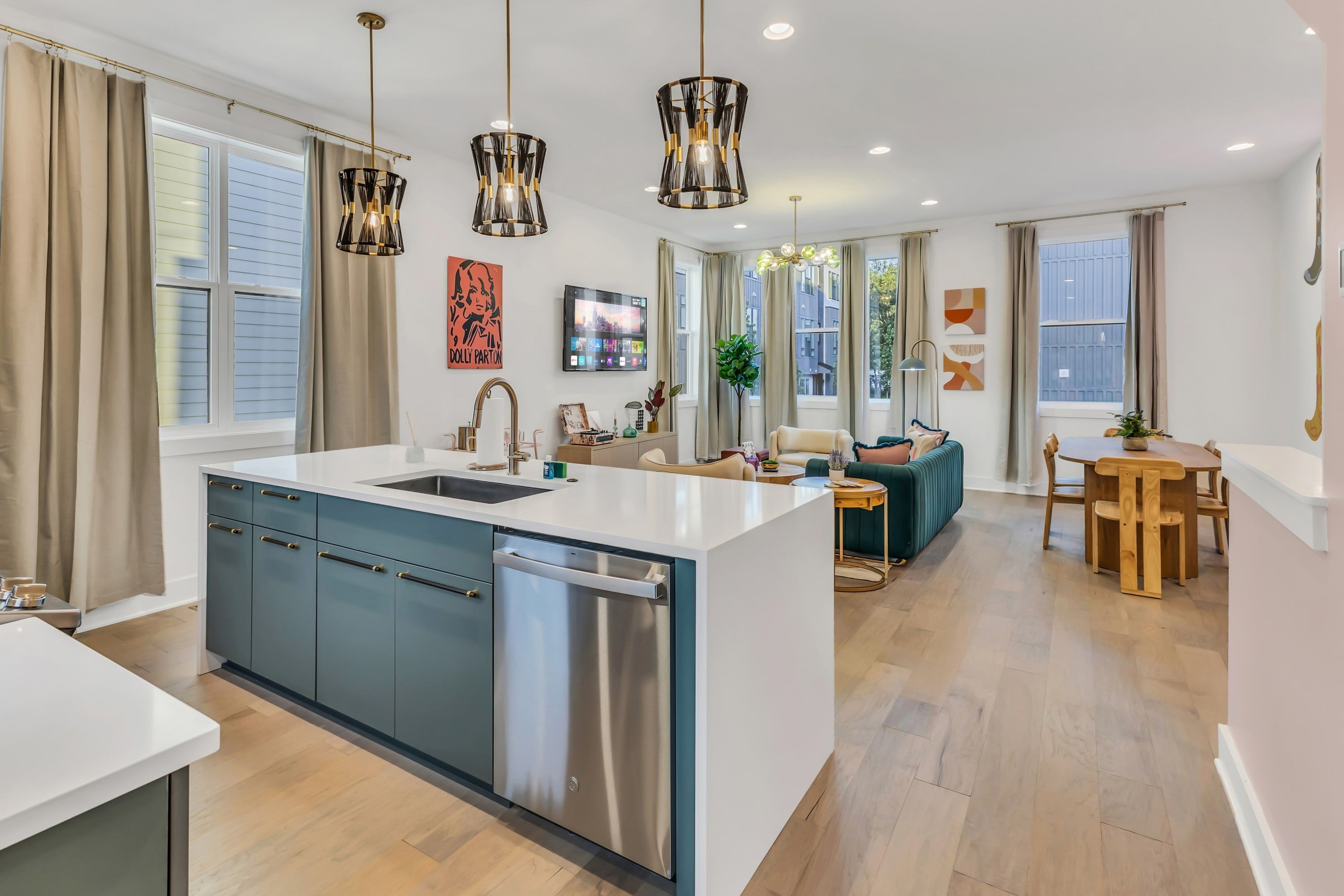 House | 4 bedrooms, Internet