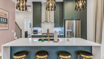 Casa | 4 habitaciones y internet