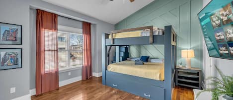 House | 4 bedrooms, Internet