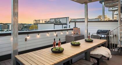 Luxury Retreat Double Rooftop Deck Game Room
