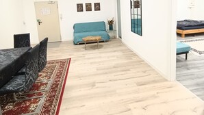 Uklassifisert bilde, 3 av 16, knapp