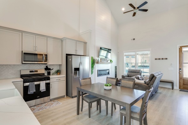 House (2 Bedrooms) | Interior