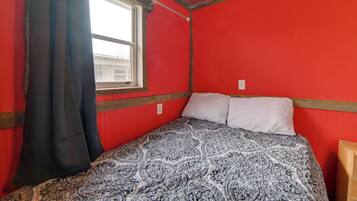 Apartment (0 Bedroom) | Interior