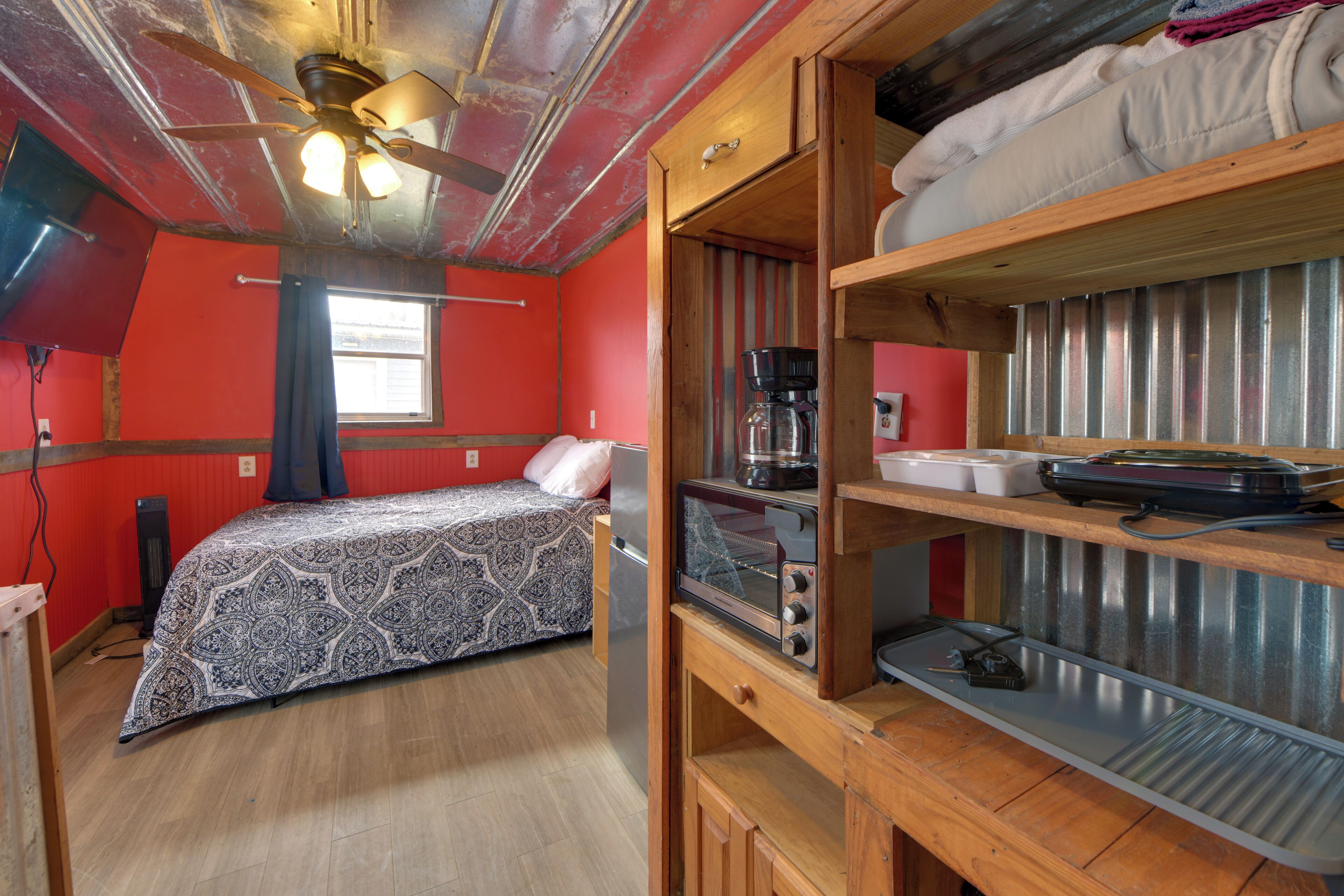 Apartment (0 Bedroom) | Interior