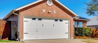 適合家庭圓石家園飯店（附庭院）  