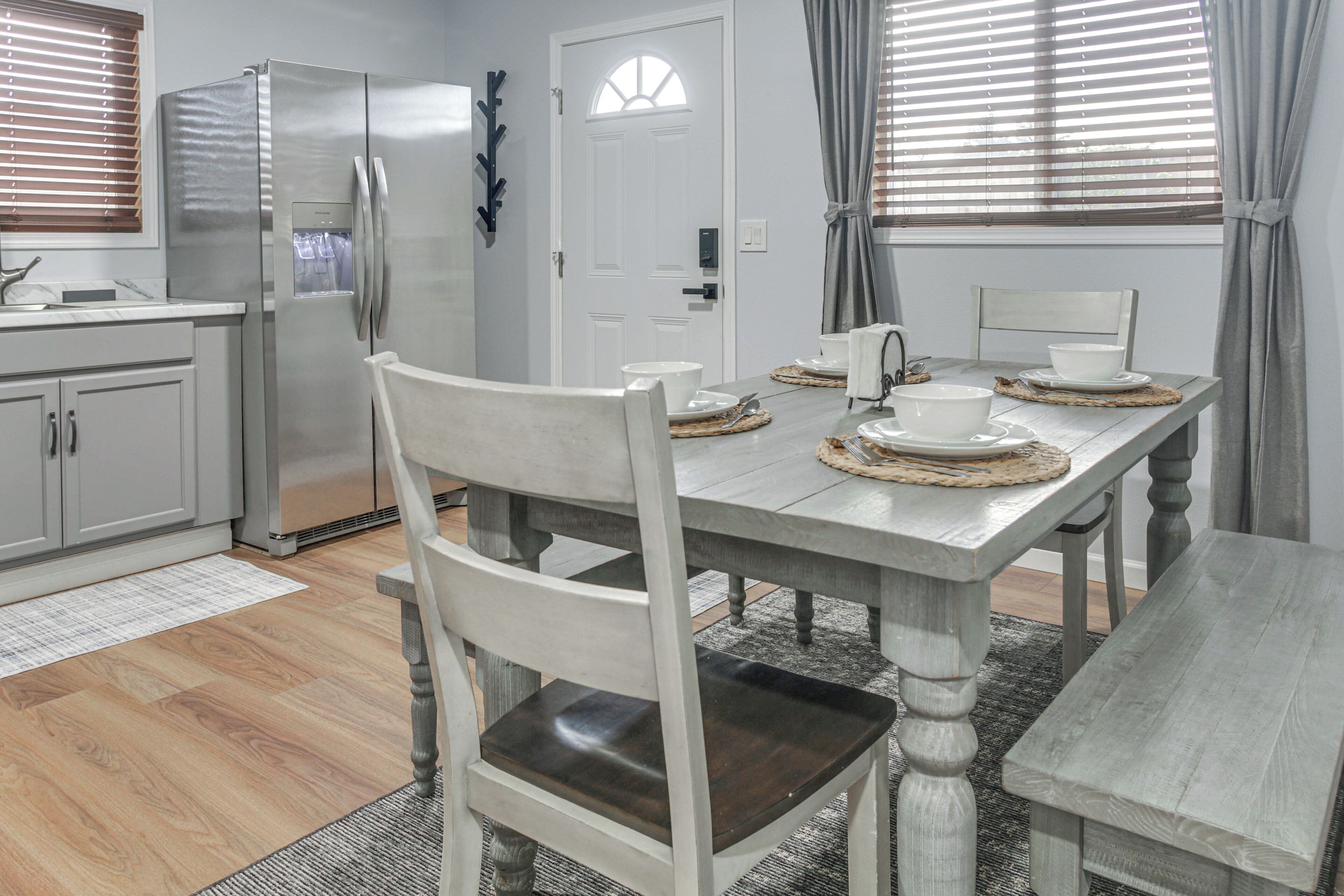 Apartment (2 Bedrooms) | Bahagian dalam