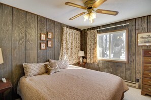 Interior - Boat & Hike Up North! Lakefront Minnesota Duplex (Ashby)