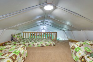 Interior - Cozy Cabin in Overton Glamping Community w/ Perks! (Overton)