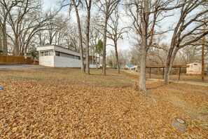 House (2 Bedrooms) | Interior - Home 2 Mi to Cedar Creek Lake: Bring Your Pets! (Malakoff)