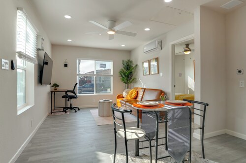 Great for Digital Nomads! Convenient Manteca Apt