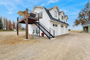 House (2 Bedrooms) | Front of property