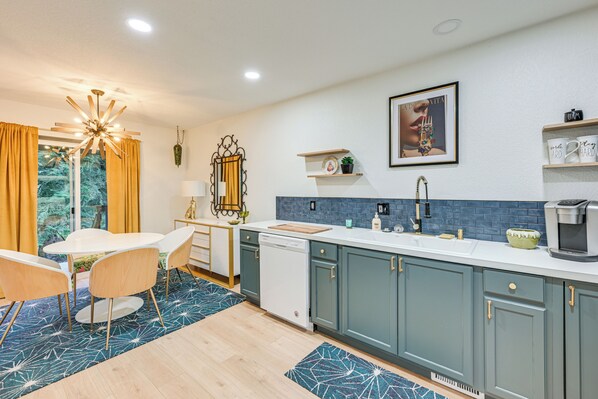 Interior - Mcm-inspired Decor & Top Location! Tumwater Duplex (Olympia)