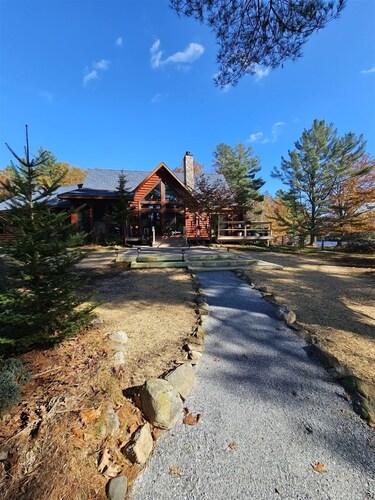 LA LA LAND CHALET - Town of Camden