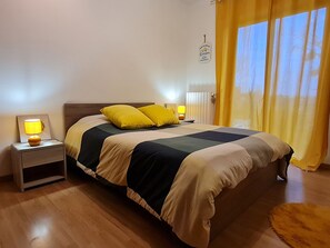 Wifi gratis y ropa de cama