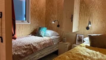 2 bedrooms, free WiFi
