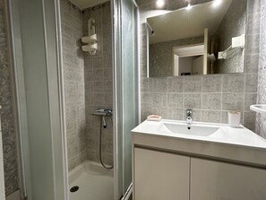 Bathroom - 2-Bedroom Pavilion with Parking in Argelès-sur-Mer (Argelès-sur-Mer)