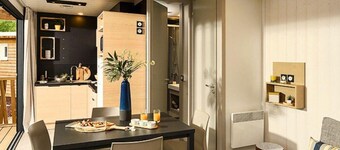 Spacious chalet with terrace for 5 people