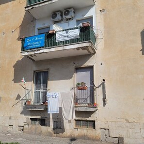 Nicht klassifiziertes Bild, 3 von 57, Schaltfläche