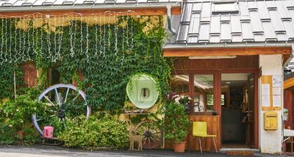 Chalet for 5 people with terrace in Séez