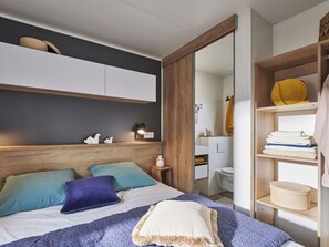 3 bedrooms, free WiFi - Spacious mobile home with terrace, 3 bedrooms, 6 guests (La Faute-sur-Mer)
