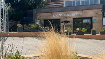 DĂ©tail de lâextĂ©rieur