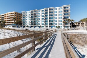 Exterior - Sea Oats 511 Beachfront w/ Coastline Views, Paddle Ball, Beach Service! (Fort Walton Beach)