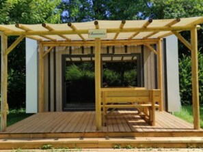 Property grounds - Mobile Home 20m² with Terrace - 1 Bedroom, 2 Guests (Challes-les-Eaux)