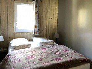 2 chambres, accès au Wi-Fi (inclus), accessible en fauteuil roulant