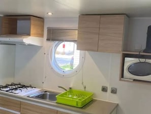 Fridge, microwave, coffee/tea maker - Mobile home for 4 with terrace (Mialet)