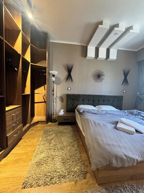 2 Schlafzimmer, Bügeleisen/Bügelbrett, WLAN, Bettwäsche