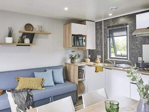 Interior - Mobile home 4 guests - 2 bedrooms - Terrace (Saint-Julien-en-Born)