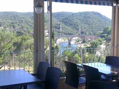 Chalet à Collias avec Terrasse pour 6 personnes