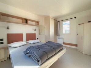 2 bedrooms, free WiFi, wheelchair access - Mobile home for 4 pers with terrace in Espelette (Espelette)