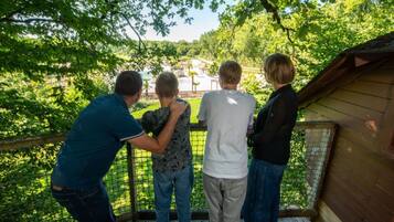 Enceinte de lâhĂ©bergement