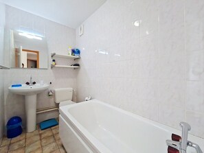 Shower - Amarillys AM14 MOUNTAIN & SKI 6 Pers. (Châtel)