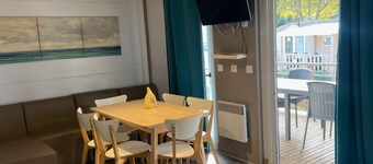 Spacious Chalet for 6 with Terrace