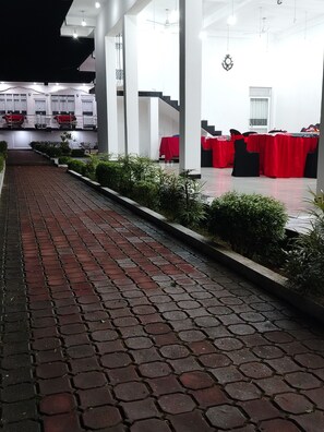 Espace de banquet à l’extérieur