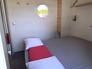 2 bedrooms, free WiFi - Comfortable mobile home, 2 bedrooms, 4 people (Cavaillon)