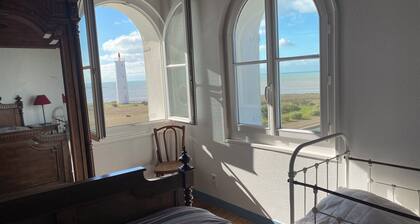 Family villa - Corniche vendéenne - Panoramic view of Grosse Terre lighthouse