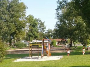 Children’s area - Mobile home with terrace for 6 people (Sandrans)
