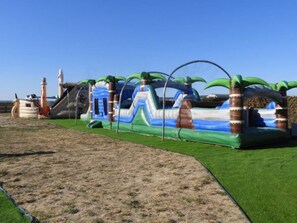 Children’s area - Mobile Home 5 pers, Terrace at La Rouquette (Calvisson)