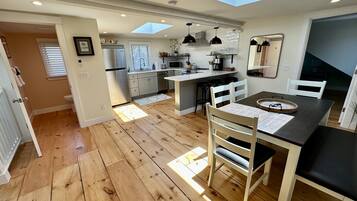 Căn hộ, 2 phòng ngủ | Khu ăn uống