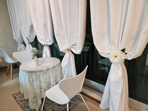 Dining - TOV STAY (Pyeongtaek-si)